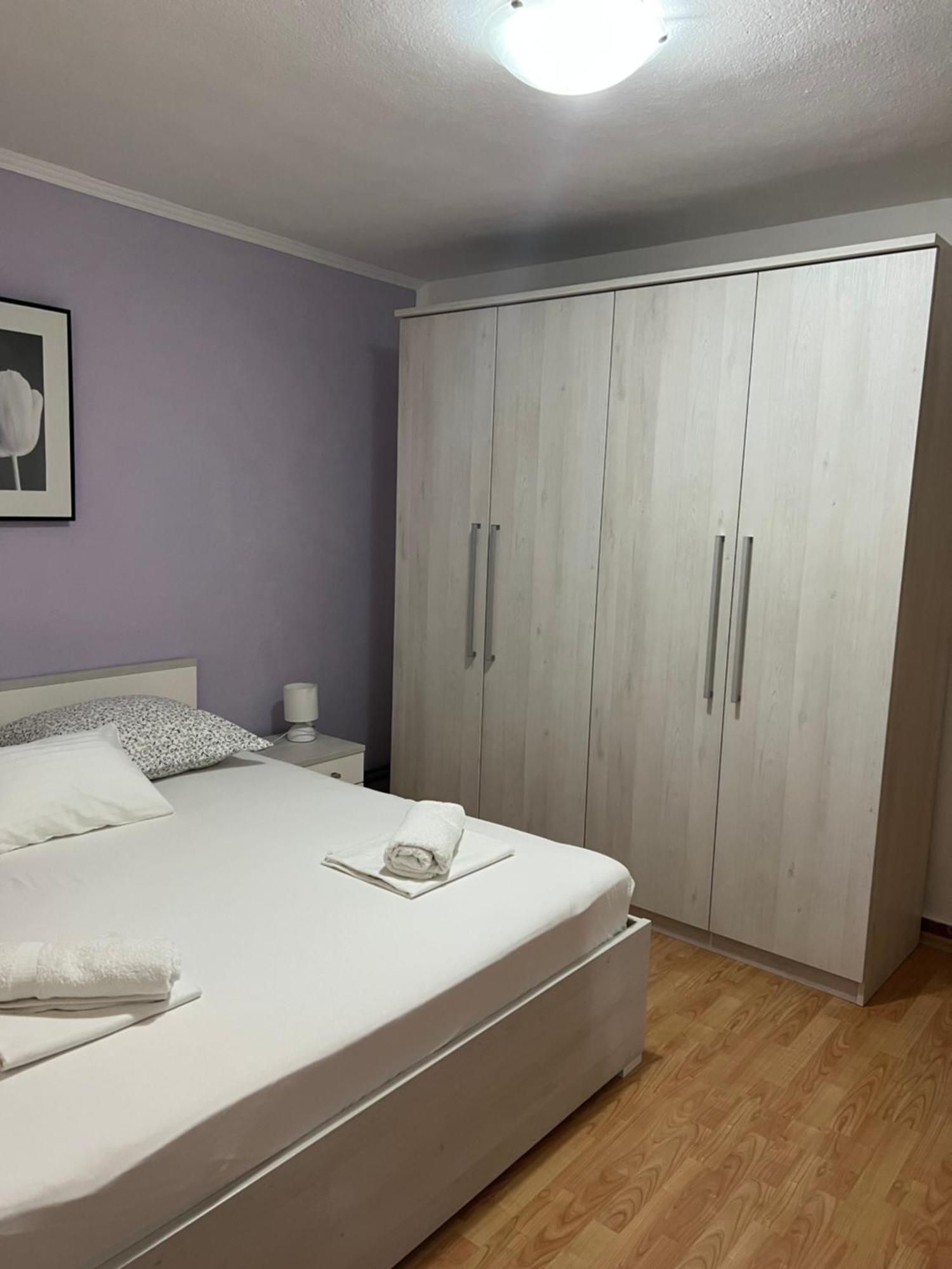 Apartments Bella Vista Makarska Oda fotoğraf